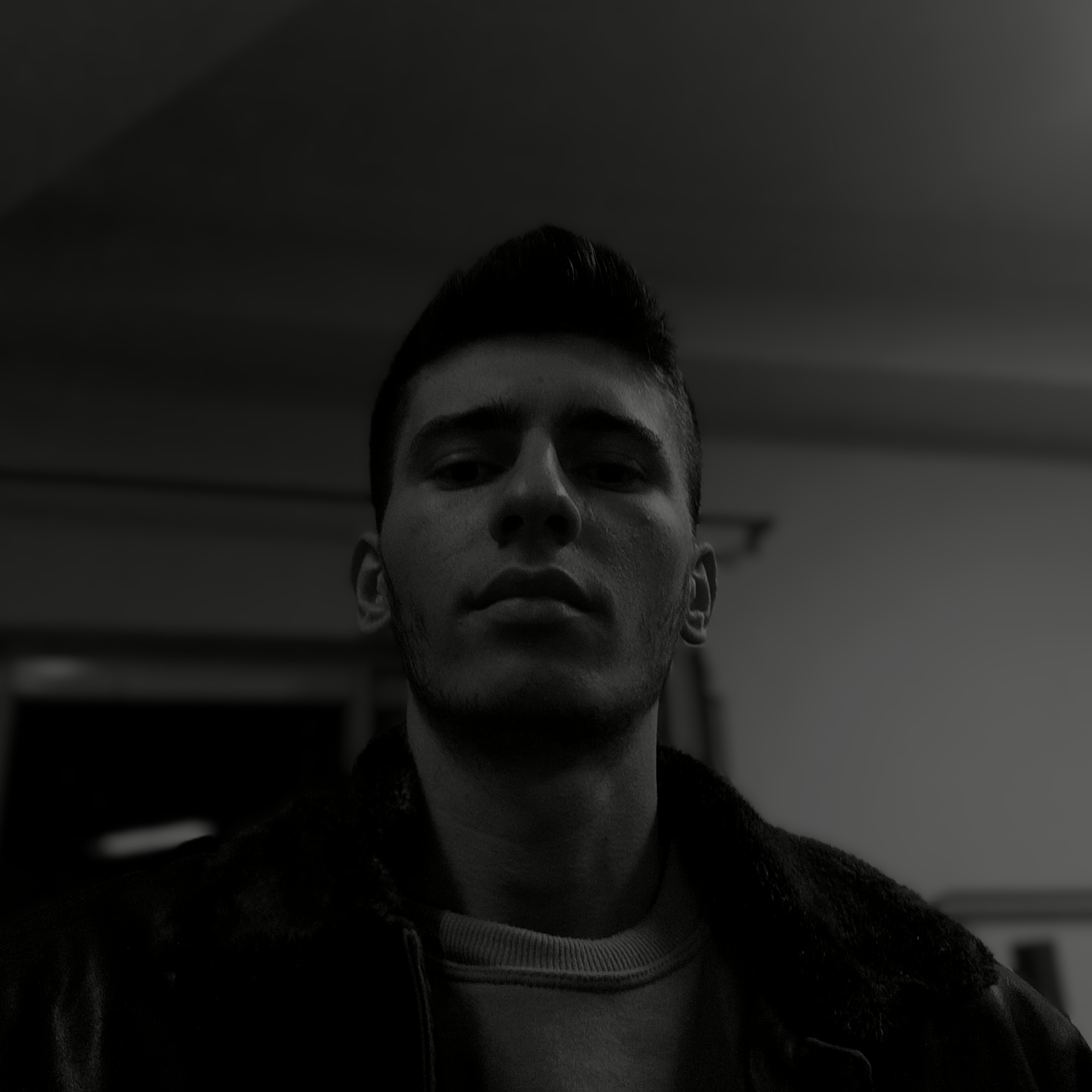 Hossein Naseran Front-End Developer